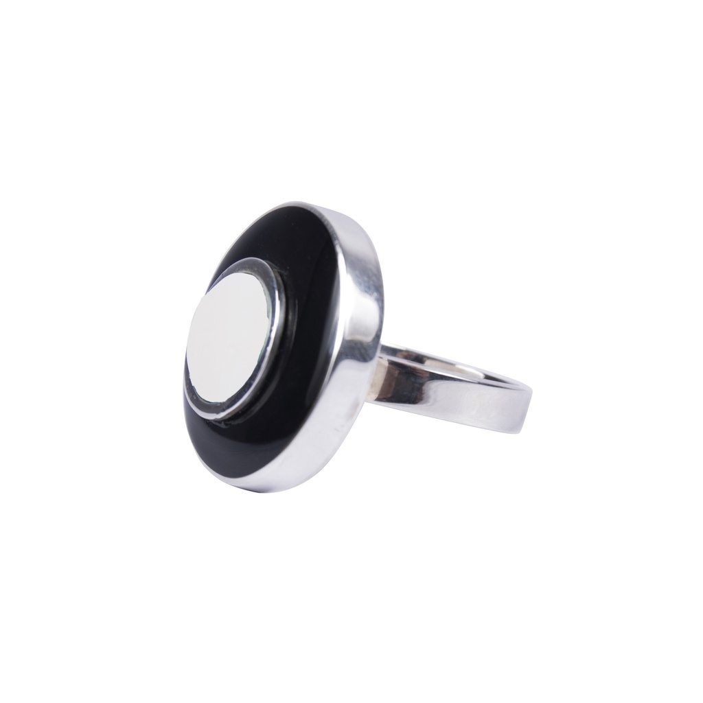 MINI SILVER COW HORN AND MOTHER PEARL LUZ RING