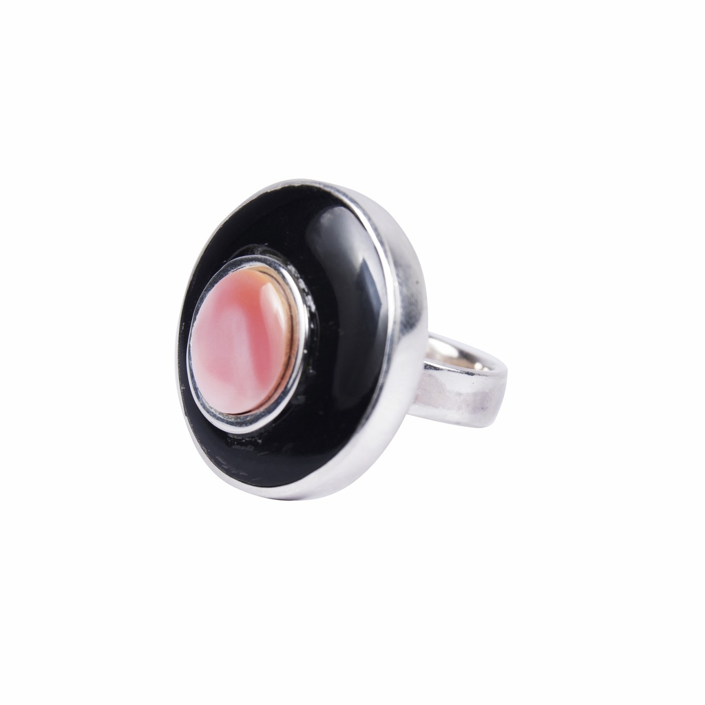 MINI SILVER COW HORN AND PNK SEA SHELL LUZ RING