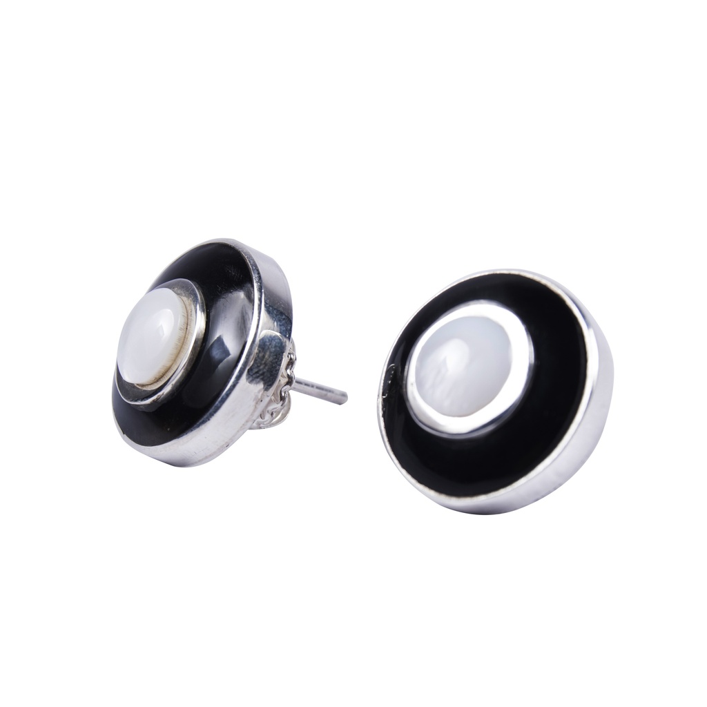 MINI SILVER COW HORN AND MOTHER PEARL LUZ EARRINGS