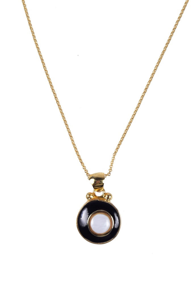 BABY DORATO COW HORN AND MOTHER PEARL LUZ NECKLACE