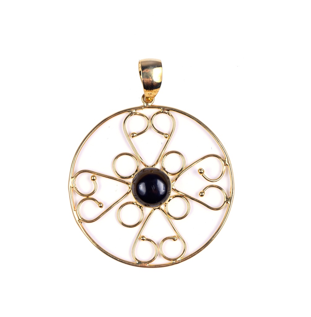 AUTO DORATO COW HORN PENDANT